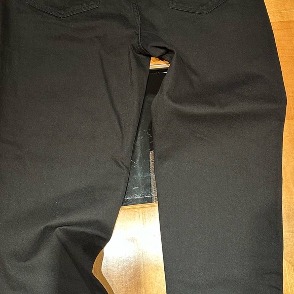 BDG Urban Outfitter Mom Jeans - Picture 4 of 4